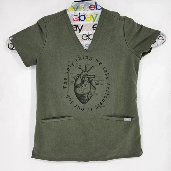 Figs Scrub Top Womens XS Casma Three Pocket Technical Uniforms Moss Green - Picture 1 of 11